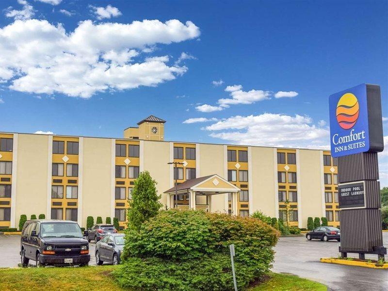 Holiday Inn Express - Fall River North Экстерьер фото