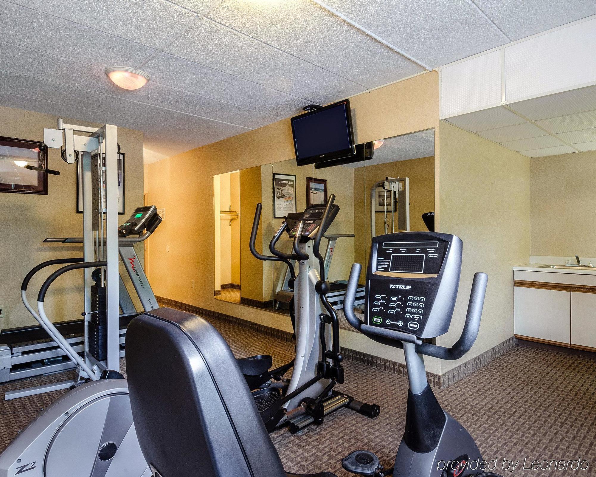 Holiday Inn Express - Fall River North Экстерьер фото